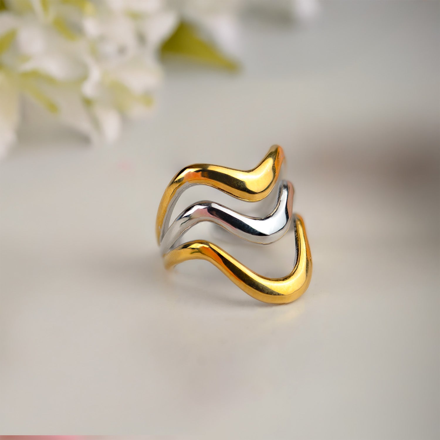 Zenith Contour Stack Dual Tone Ring