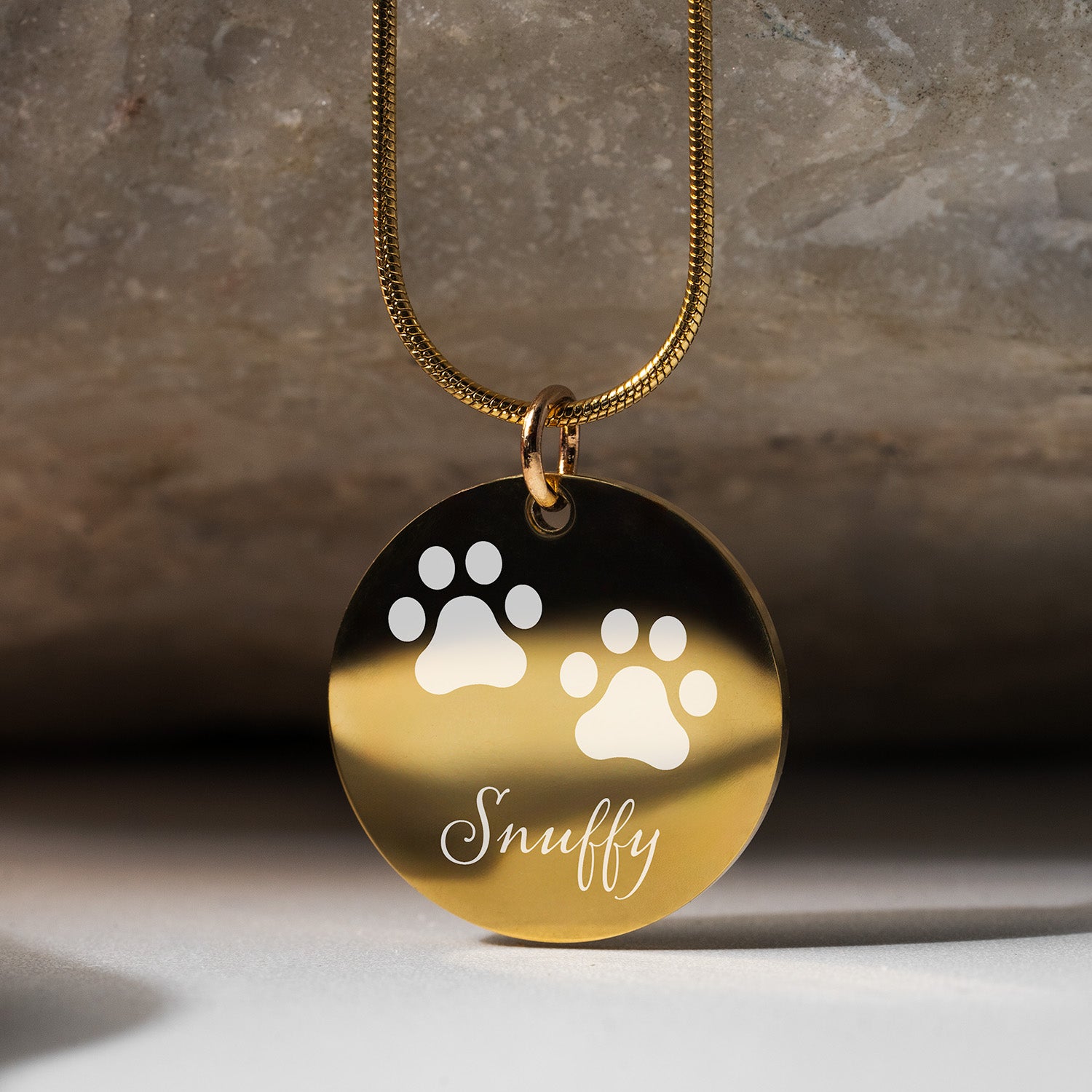 Cat Paw Circle Necklace Gold