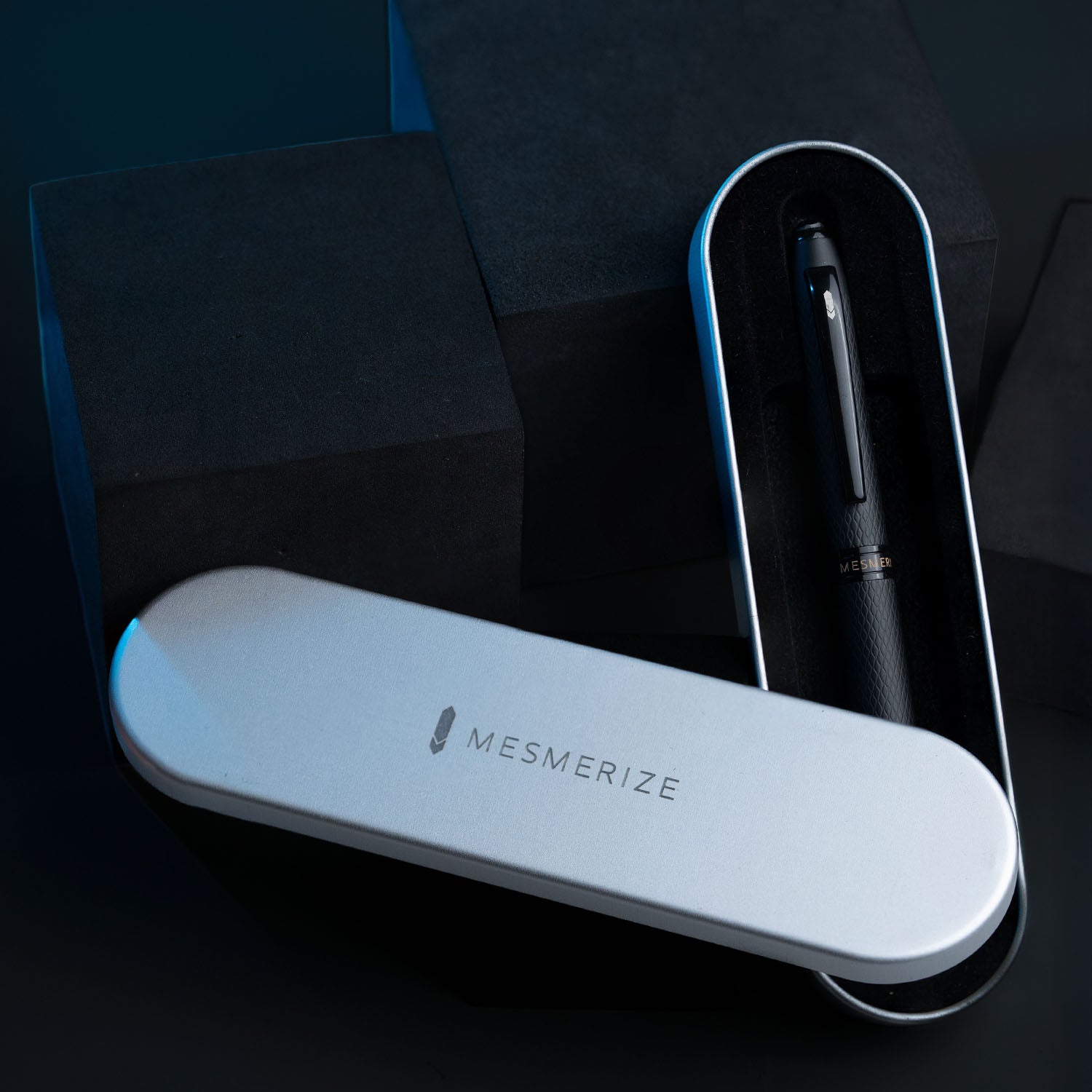 Matte Black Finish Onyx 2 in 1 MagSnap Roller Ball Pen with Stylus None