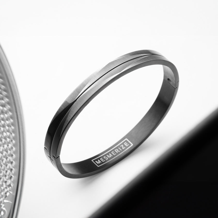 Quad Prism Oval Kada Bracelet
