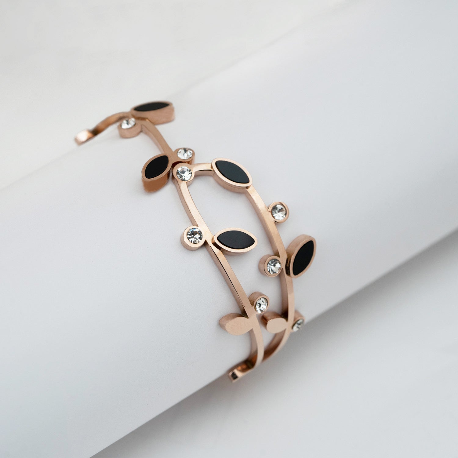 Rose Gold Leaf Diamond Bracelet White