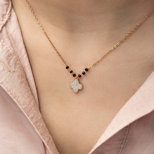 Diamond Clover